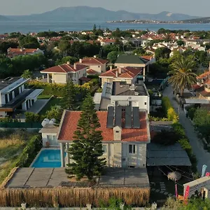 Alacati Xl Luxury Türkiye
